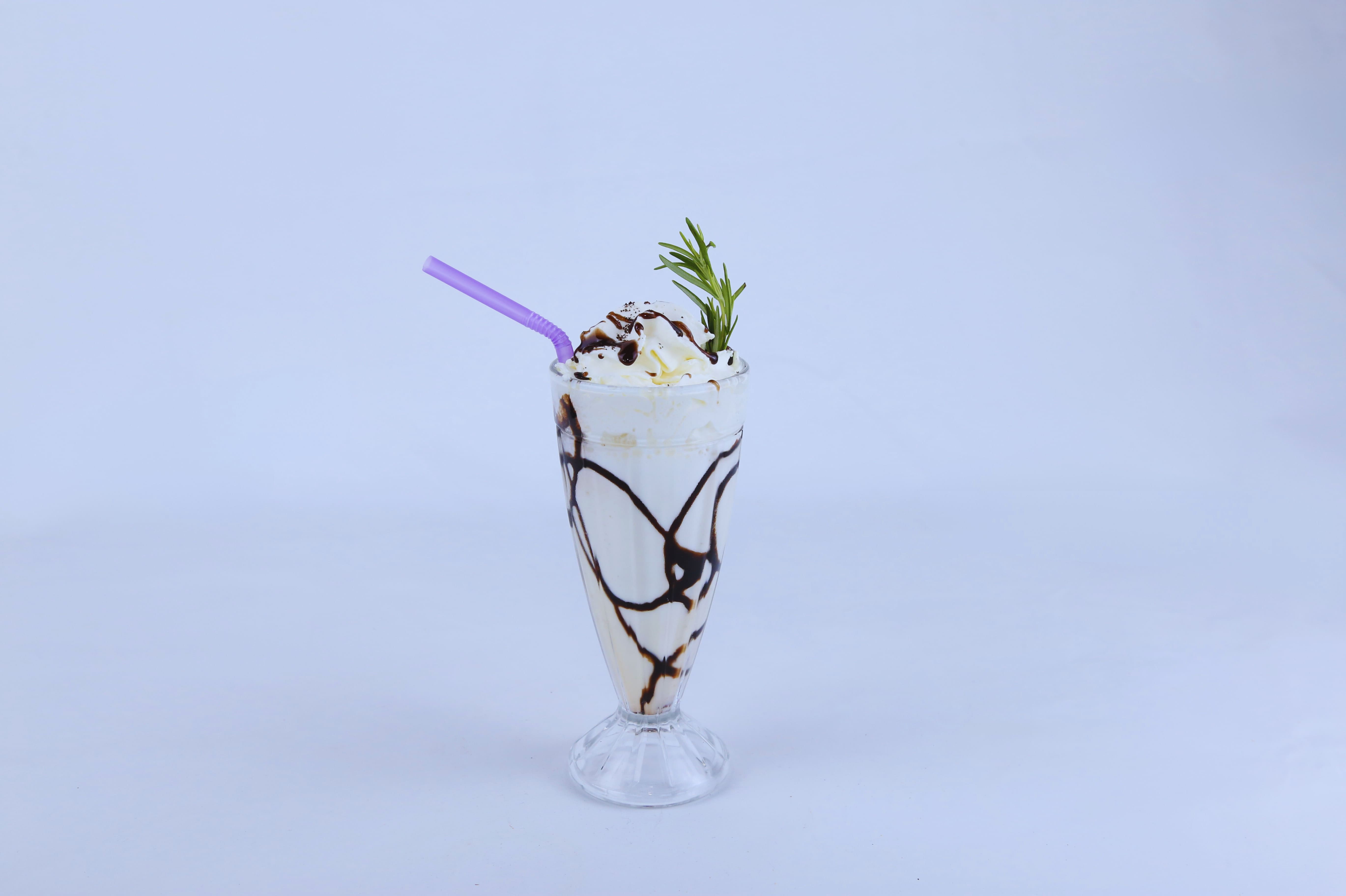 Kahve-Vanilya Milkshake