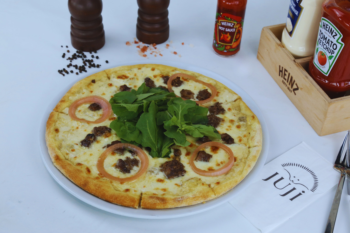 Juji Special Braised Meat Pizza