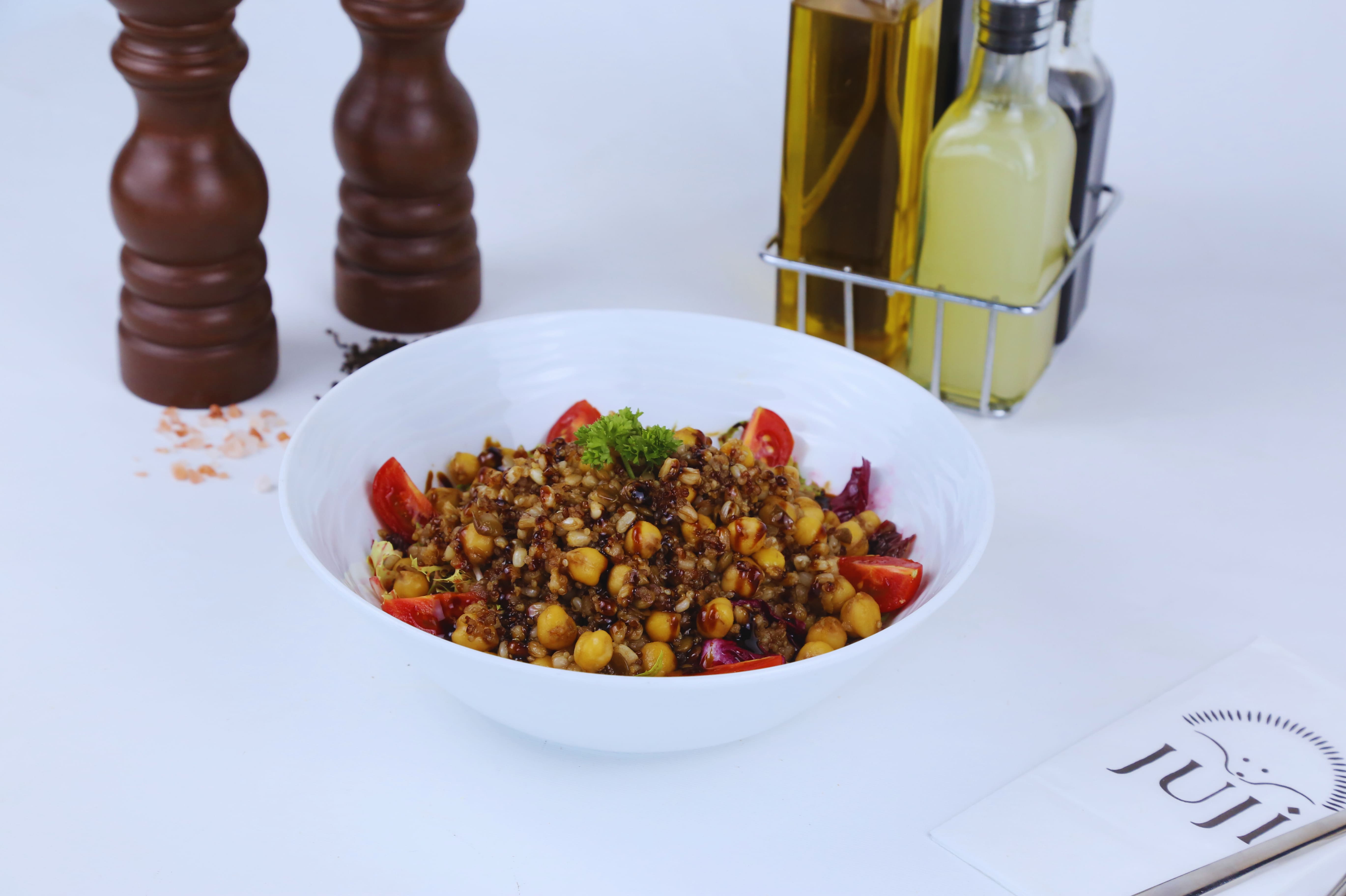 Tahıl Salata